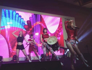 소리아밴드가 2015한국MICE대전에서 공연을 펼치고 있다. (사진제공: 소리아그룹)